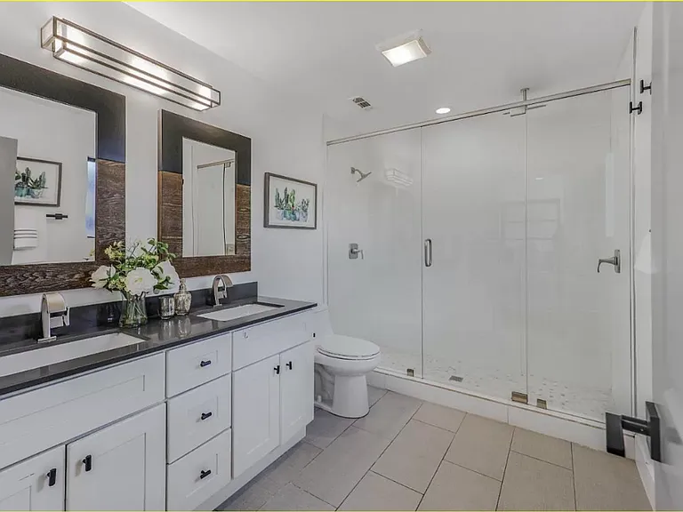1368 Sevier Ave — Photo 12