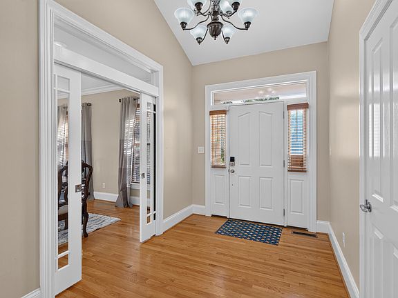5th image of 520 Spyglass Hill Dr