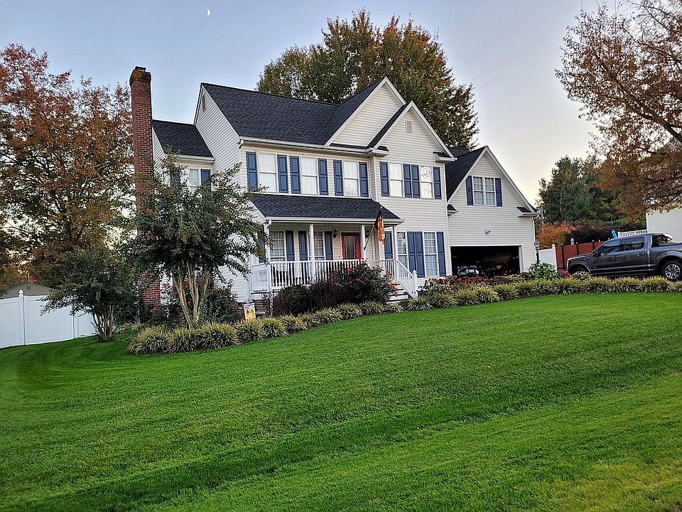 1st image of 8131 Hillis Way