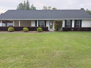 174 Corinth Rd, Petal, MS 39465