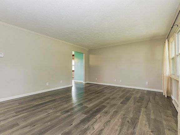 5th image of 4200 E Bluegrass Dr
