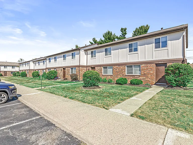 Estates of Creekside Apartments — Photo 23