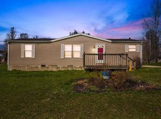 121 Parish Rd, Jeffersonville, KY 40337