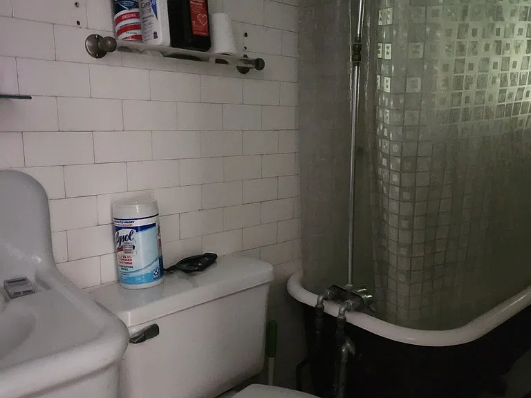 1209 East Ave #4 — Photo 3
