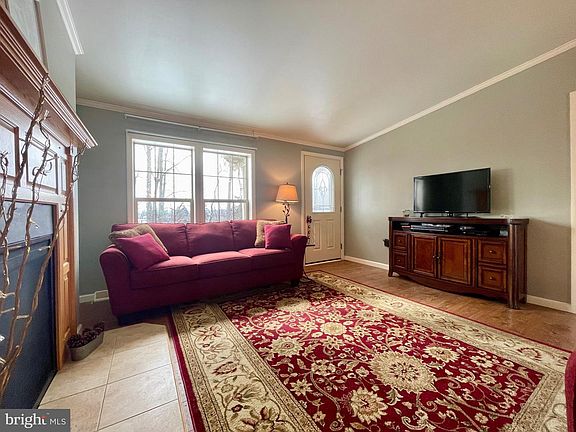 2nd image of 41 Spring Rd