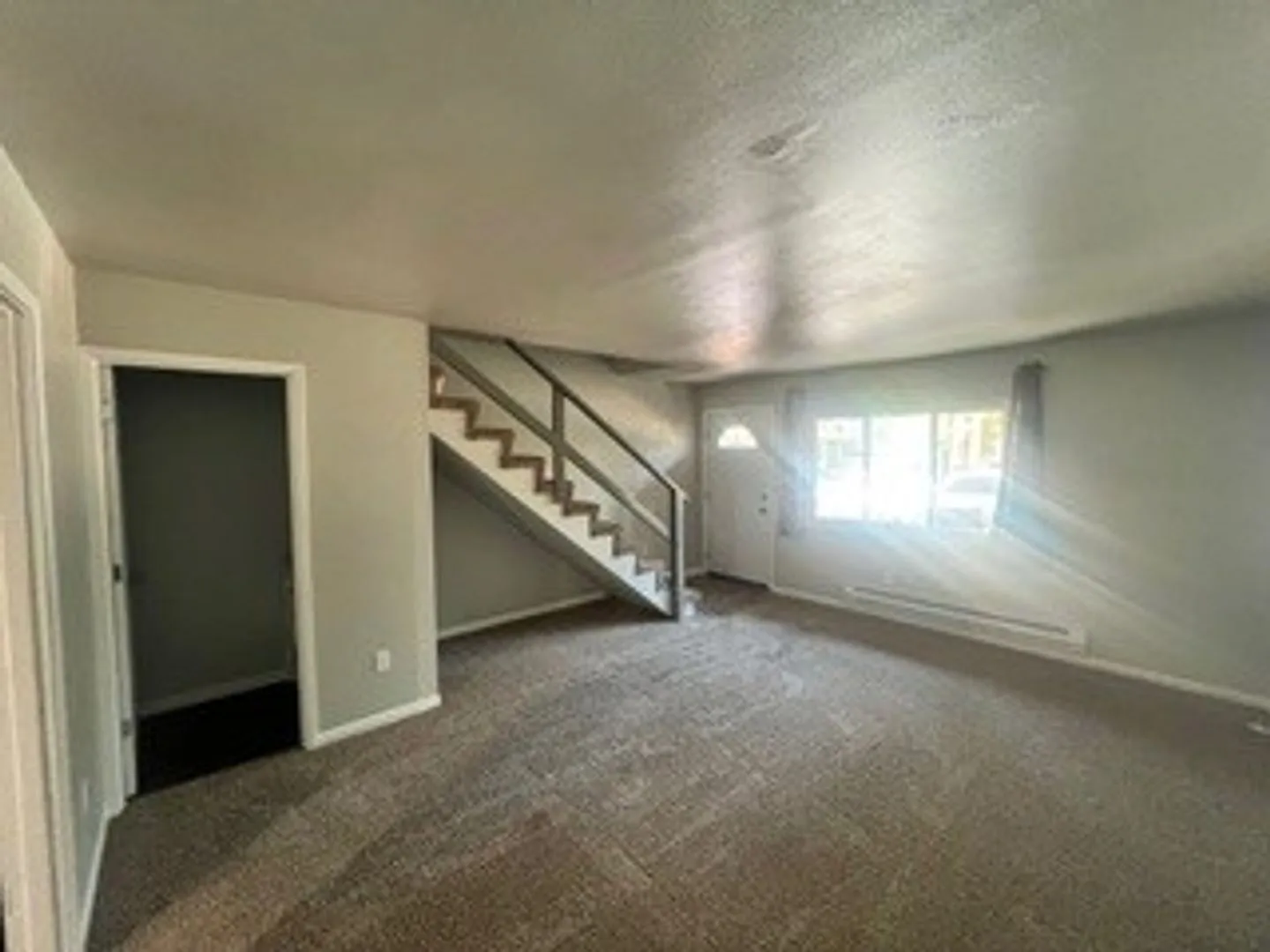Townhouse apartment walking distance to the lake and beach. — Photo 3