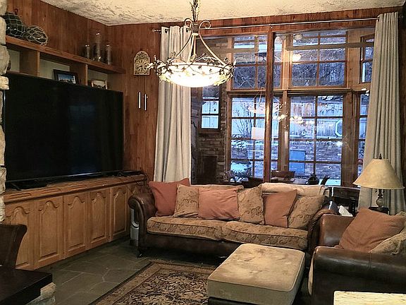 great rm with sun rm behind
