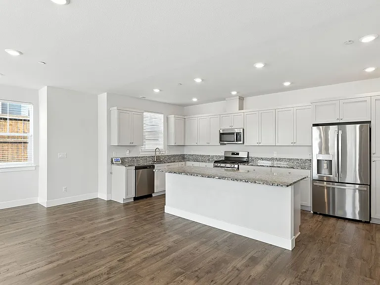 14398 SW 165th Ave — Photo 6