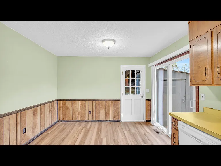 6923 Barter Dr — Photo 15
