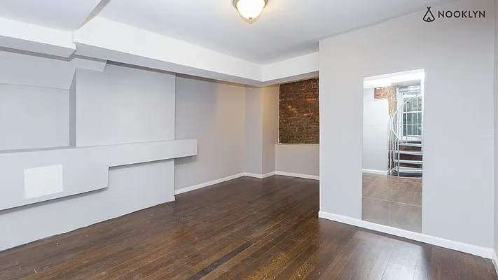 Rented by Nooklyn NYC LLC | media 20