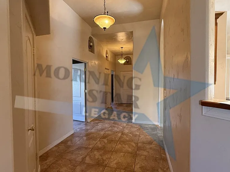 4648 Mesa Rico Dr — Photo 2