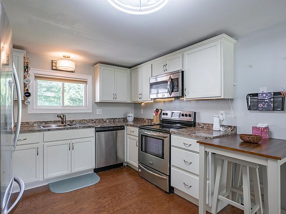 3rd image of 37 W Intervale Road