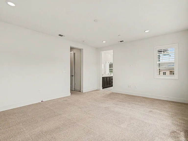 18210 Argento Loop — Photo 19