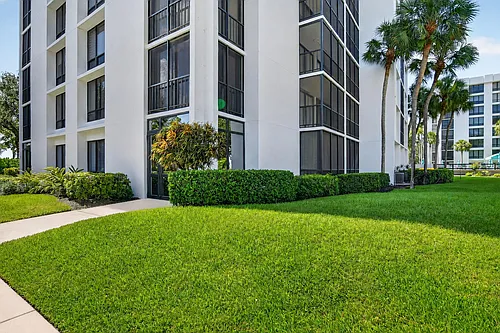 7847 Lakeside Blvd #1015 Photo 1