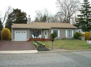 13 E Romney Pl, Cape May Court House, NJ 08210