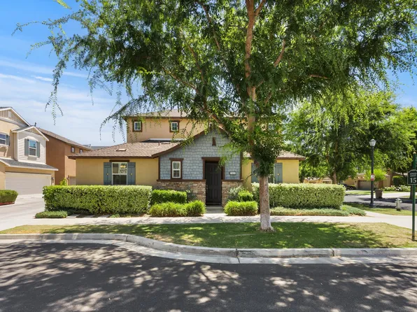 1922 Delacorte Dr, Bakersfield, CA 93311