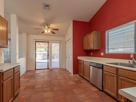 4th image of 8942 N Ferber Ct