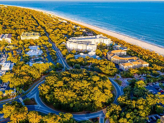 5th image of 10 N Forest Beach Dr Unit 1506
