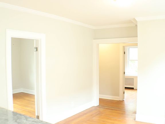 3rd image of 312A3 Huntington St #3