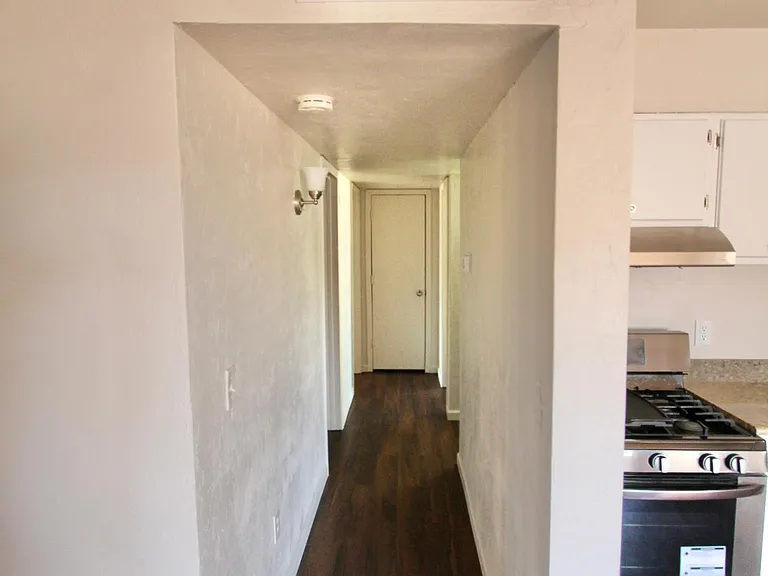 6733 S Downing Ave — Photo 10