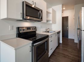 54 Woodstock Apartments~ Great Location ~Vibrant Neighborhood