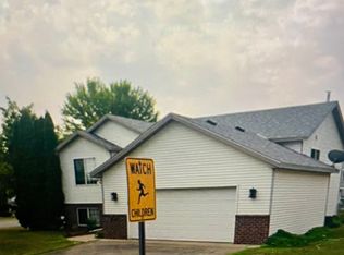 1032 4th St N, Sartell, MN 56377