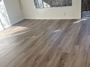 7222 Alabama Ave APT 10, Canoga Park, CA 91303