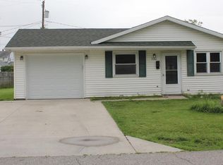 506 Petain St, Defiance, OH 43512