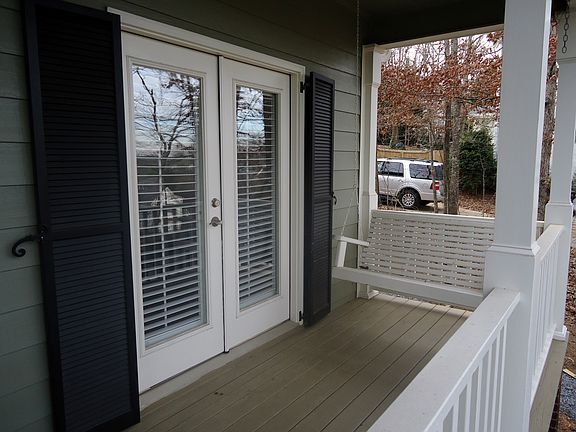 3rd image of 811 Southern Shore Dr