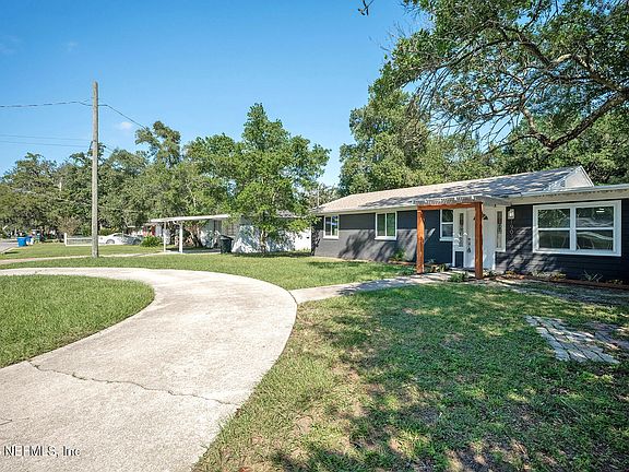 3rd image of 1903 LAYTON Road