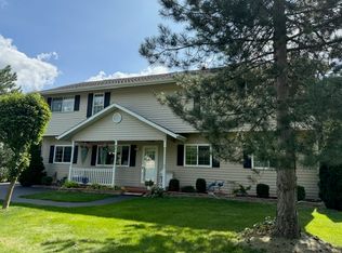 2819 Sun Valley Dr, Cary, IL 60013