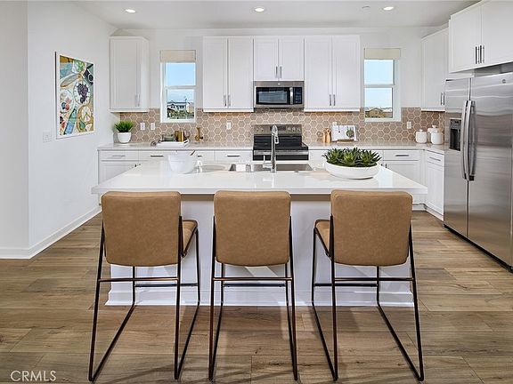 5th image of 16615 Bottlebrush Ln #1