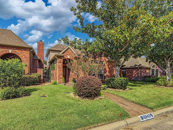 6840 Queensclub Dr, Houston, TX 77069