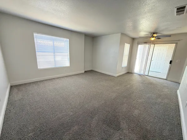6800 E Lake Mead Blvd Unit 2019, Las Vegas, NV 89156