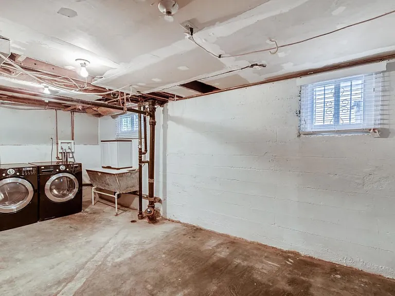1122 N 7th St — Photo 22