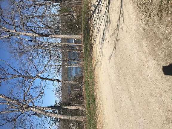 5th image of 1003 Chariton