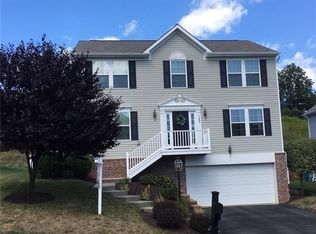 180 Broadstone Dr, Mars, PA 16046
