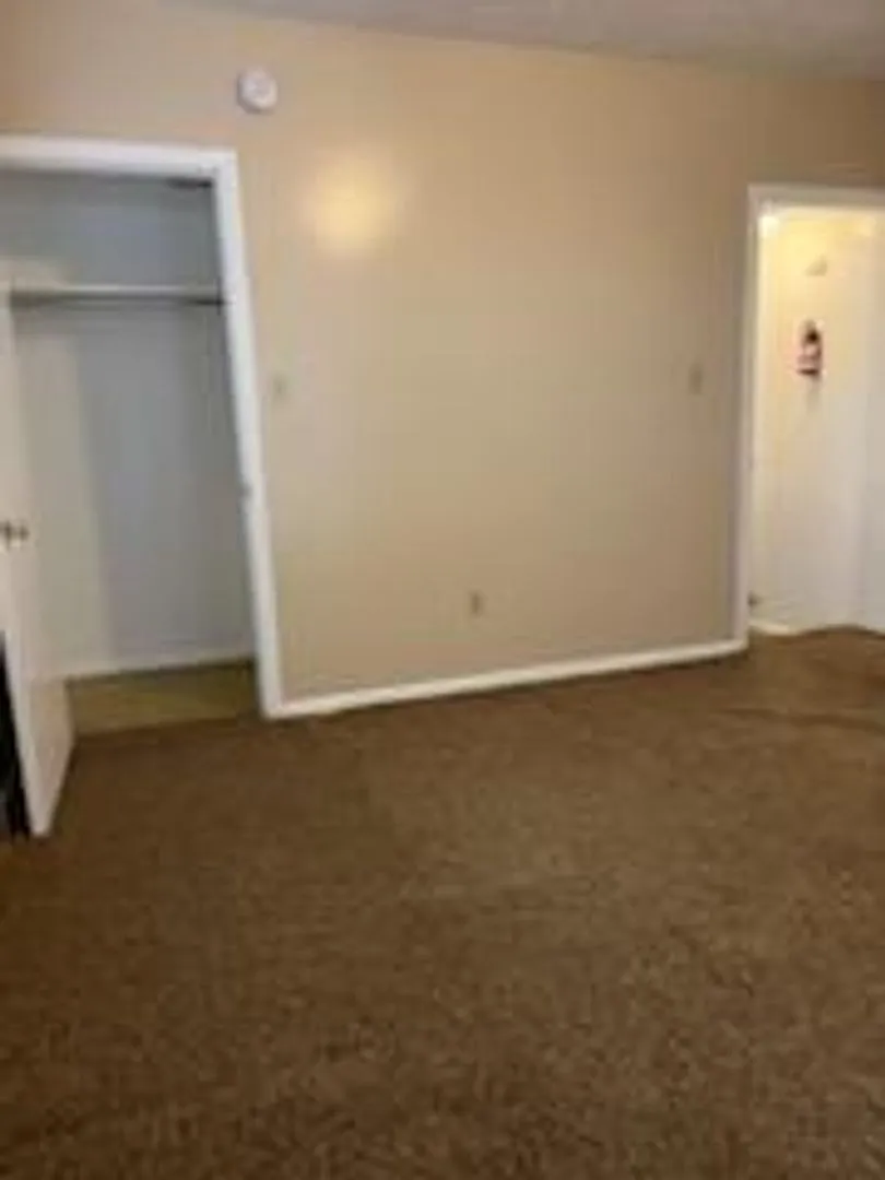 Mt Washington 2 Bedroom Duplex — Photo 1