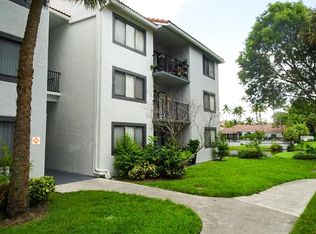 9122 W Atlantic Blvd APT 713, Pompano Beach, FL 33071