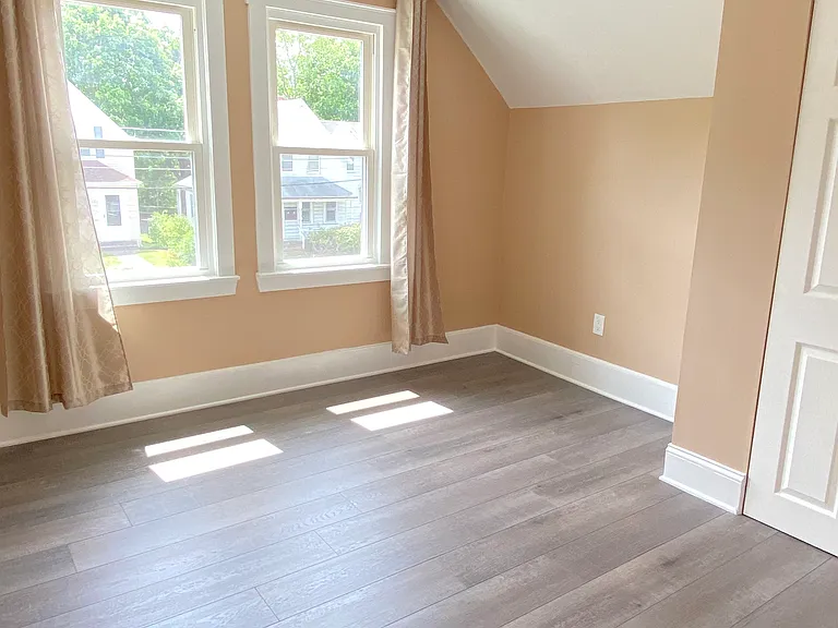 10 Savin Ave #2 — Photo 14