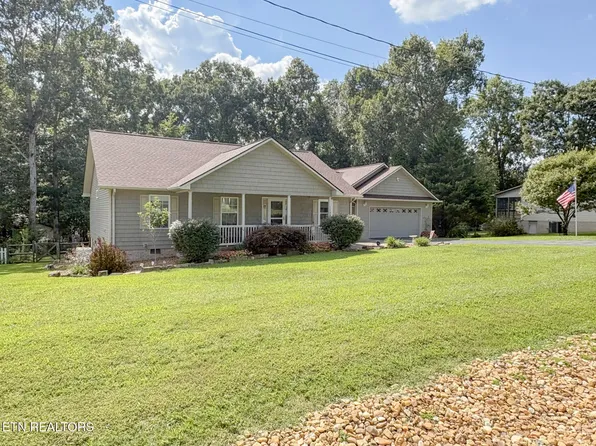 1133 Summerwind Dr, Crossville, TN 38571