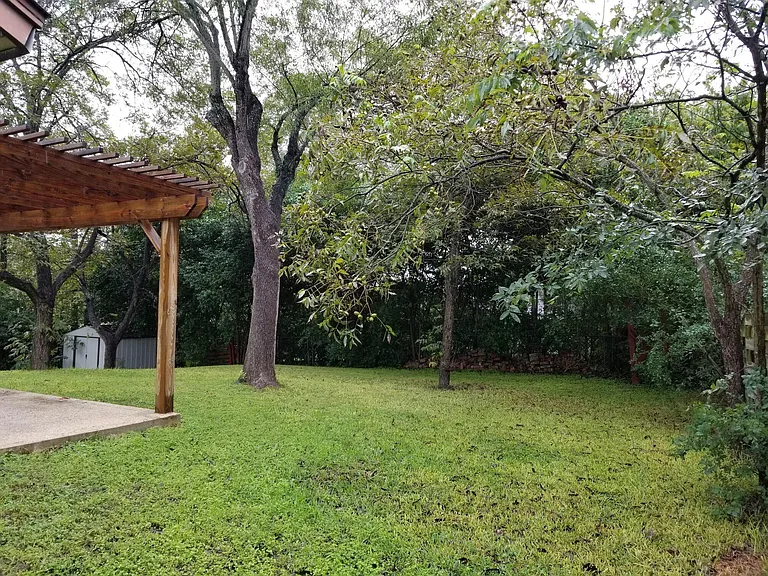 5310 King George Dr — Photo 14