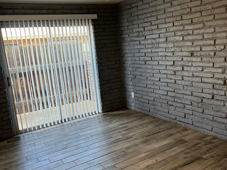 3509 S Avenue A #10 — Photo 3