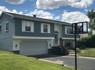 1005 Farmington Rd, Maumee, OH 43537