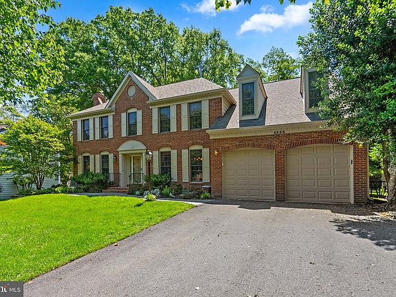 3rd image of 4536 Minuteman Dr