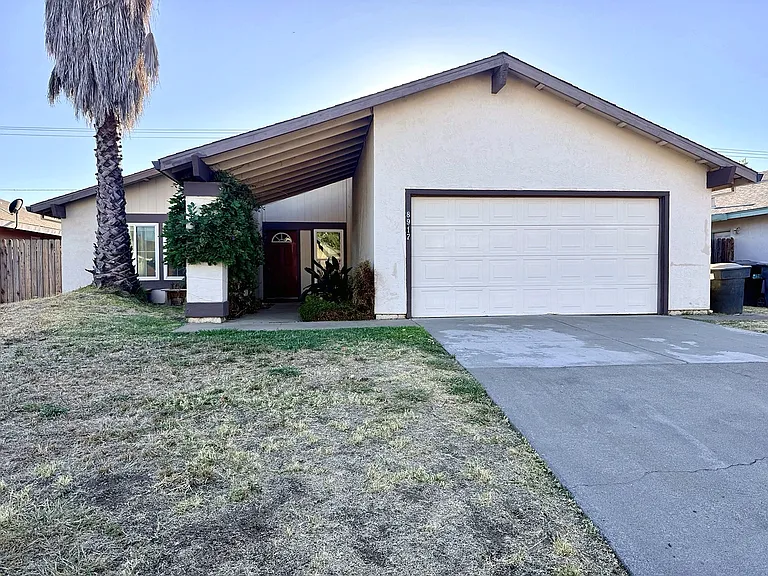 8917 Glen Alder Way — Photo 1