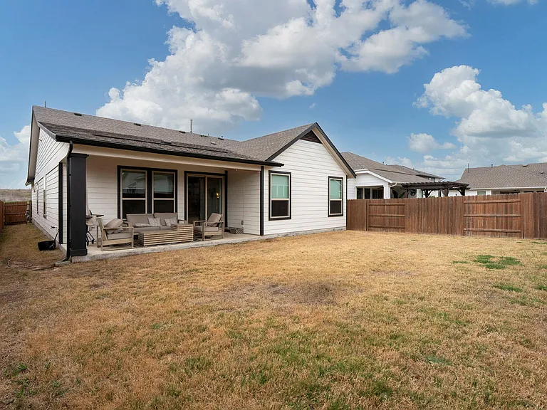 8312 Skytex St — Photo 11