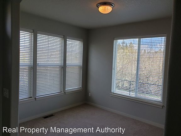 5th image of 6905 NE 106th St