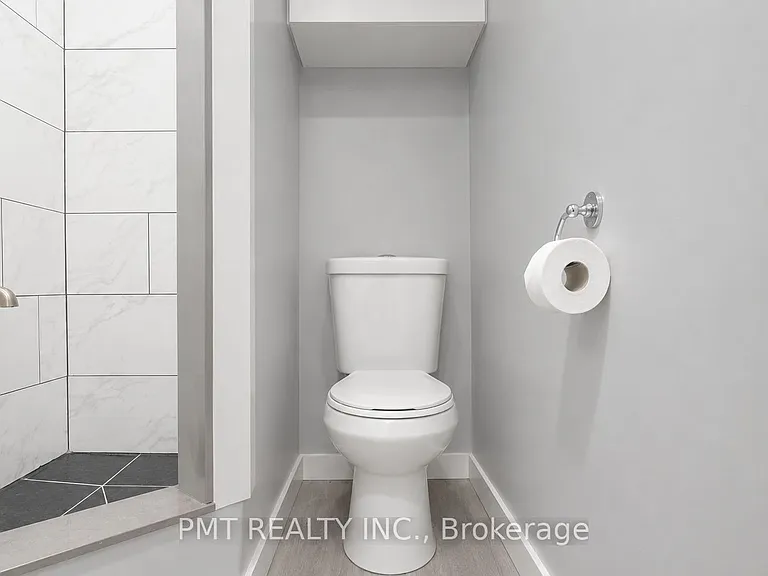 109 Nassau St — Photo 15
