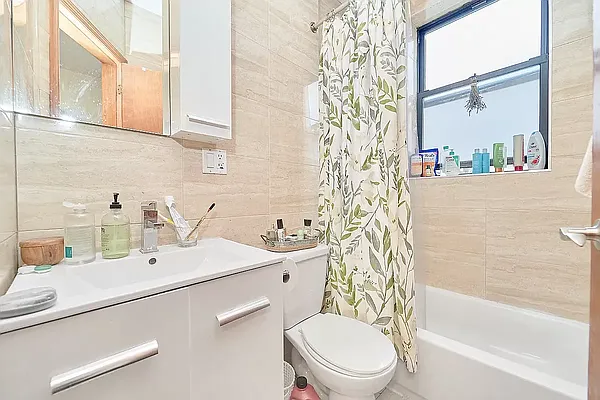 Rented by Living New York | media 1